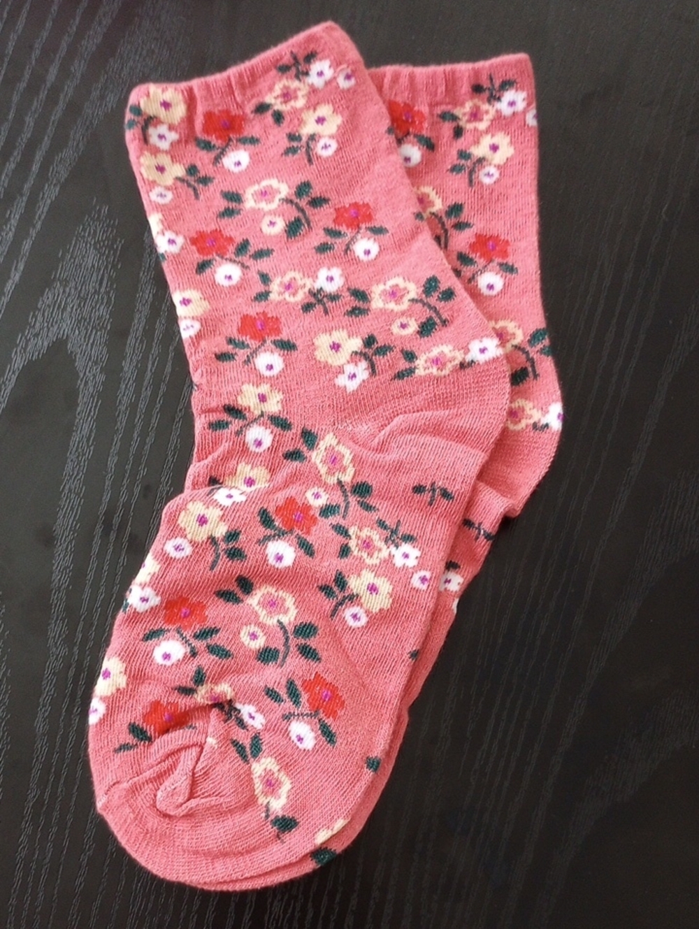 Rose Pink Ditsy Floral Crew Socks